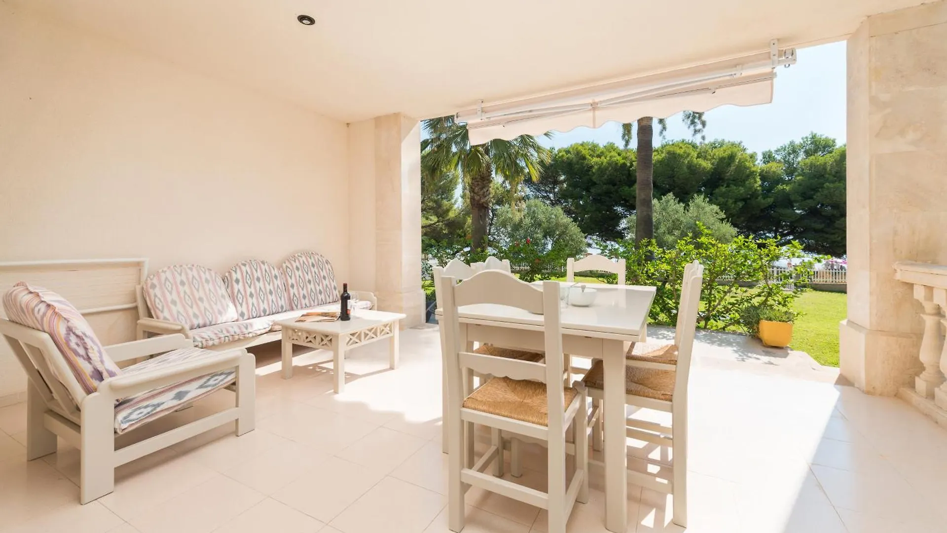 Apartamento Vacacional En La Playa De Alcudia Port de Alcudia  Spain