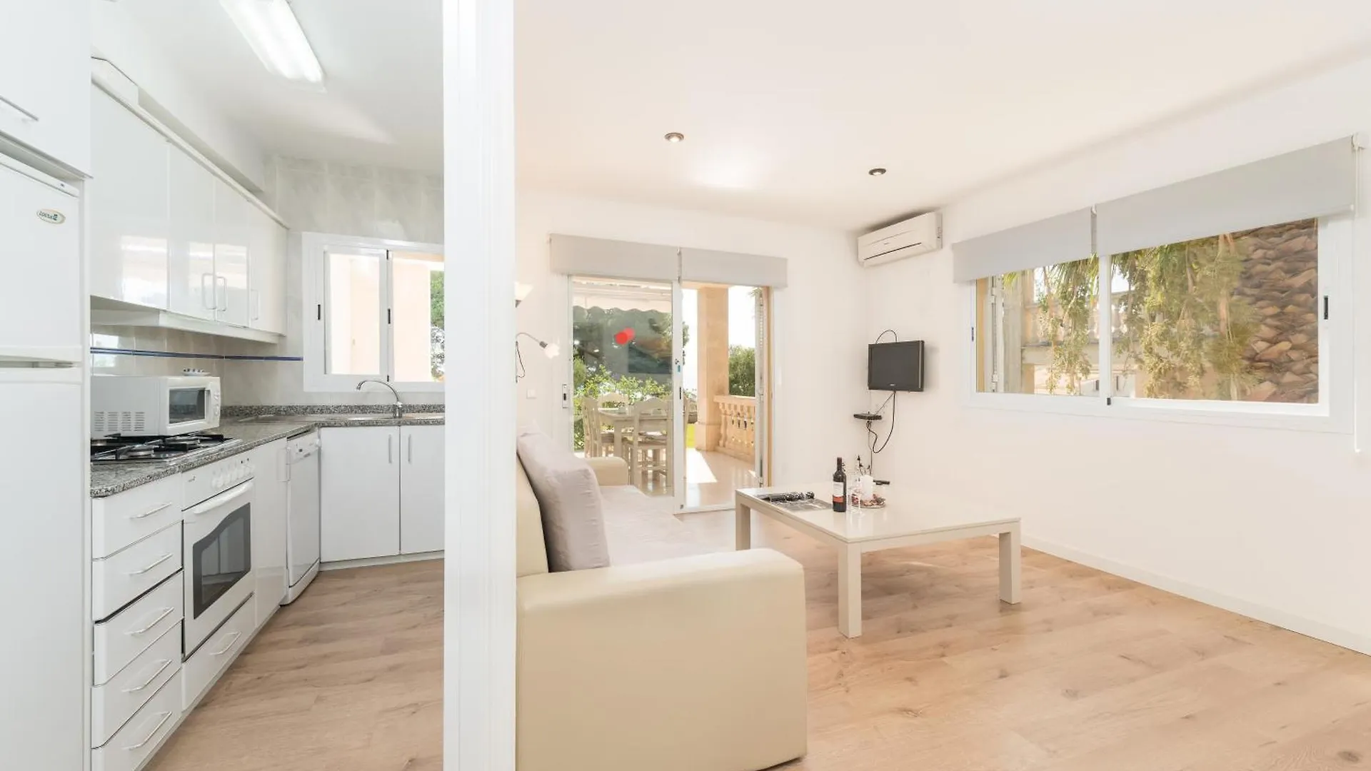 Apartamento Vacacional En La Playa De Alcudia Port d'Alcúdia Apartmán